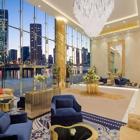 Luxury Hotel Apartment With A Canal View Dubaj Zewnętrze zdjęcie