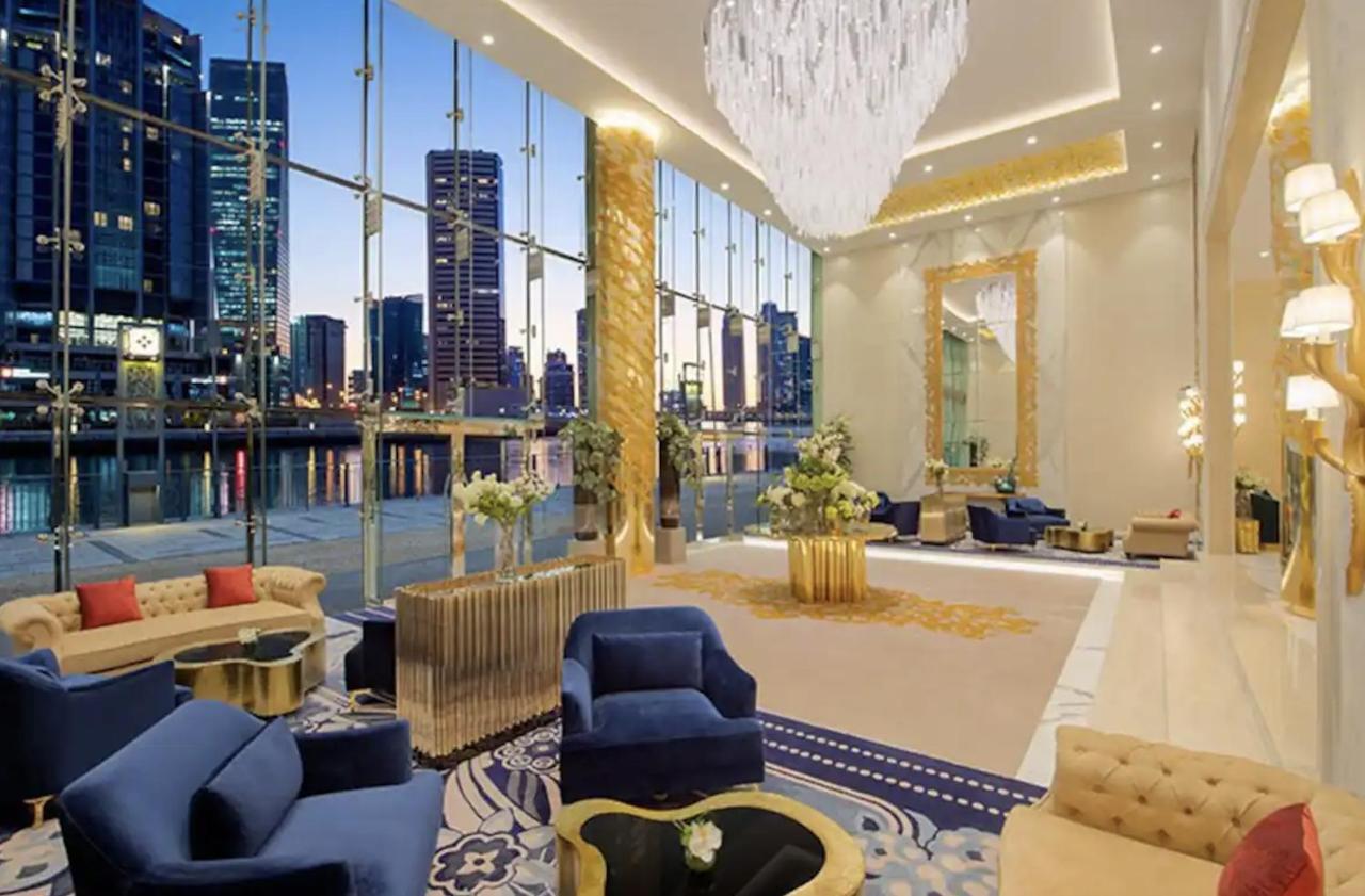 Luxury Hotel Apartment With A Canal View Dubaj Zewnętrze zdjęcie