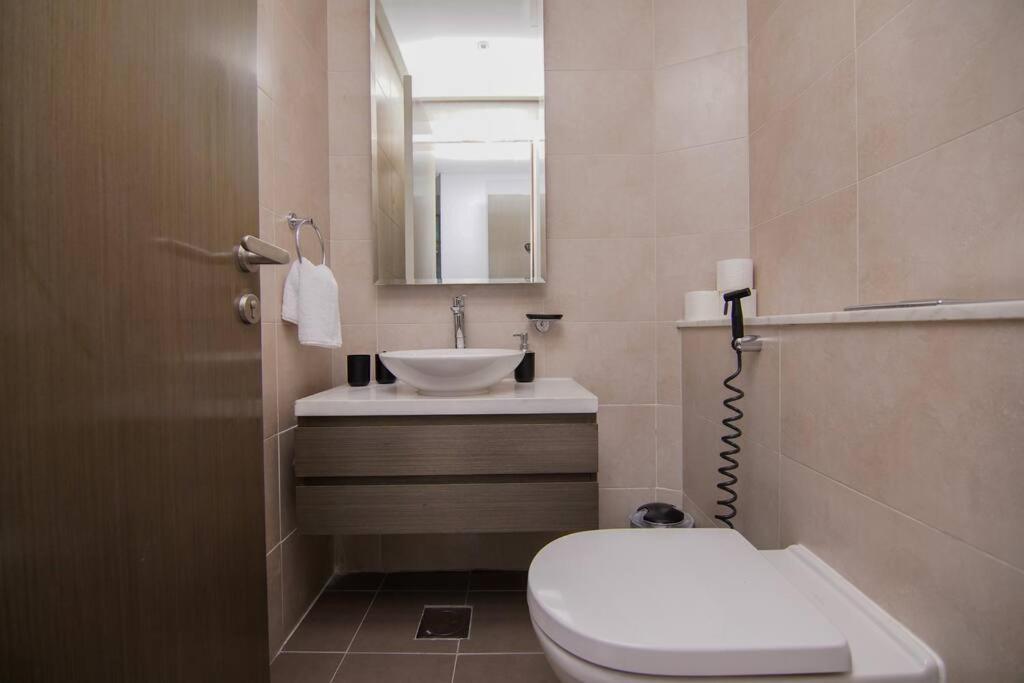 Luxury Hotel Apartment With A Canal View Dubaj Zewnętrze zdjęcie